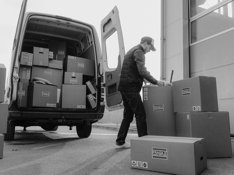 Smart Move movers at work in Portsmouth